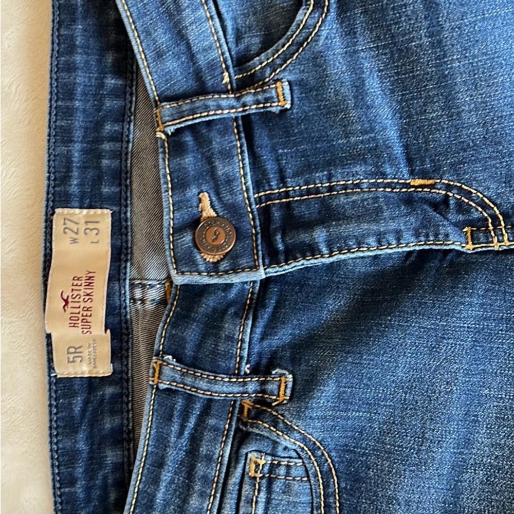 Hollister jeans - Picture 4 of 4